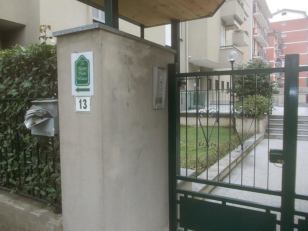 Affittacamere Metro Fiera Pero Exterior photo